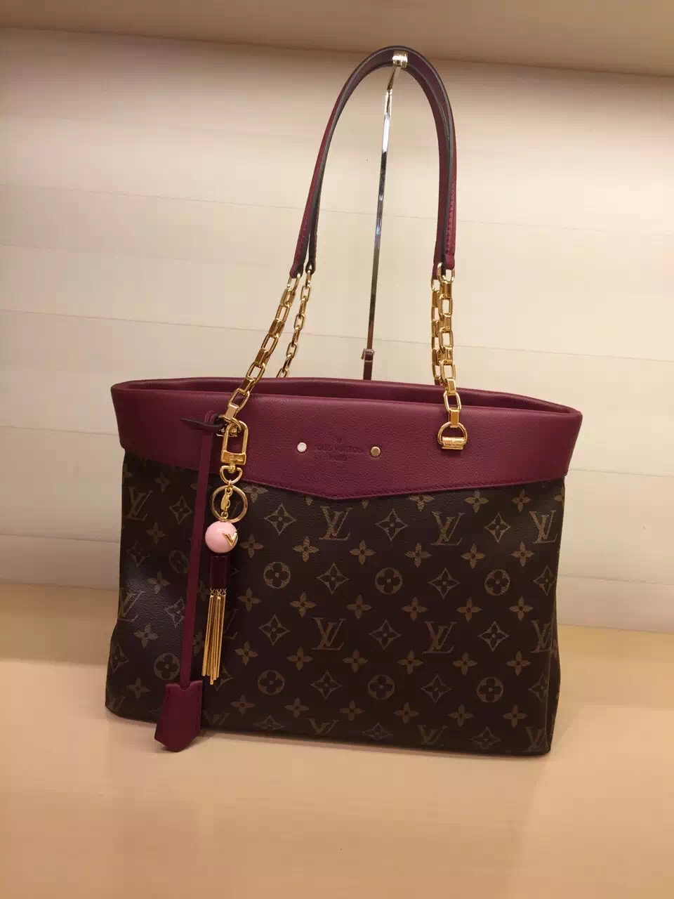 Authentic Louis Vuitton Pallas Shopper Bag M51196 Auror
